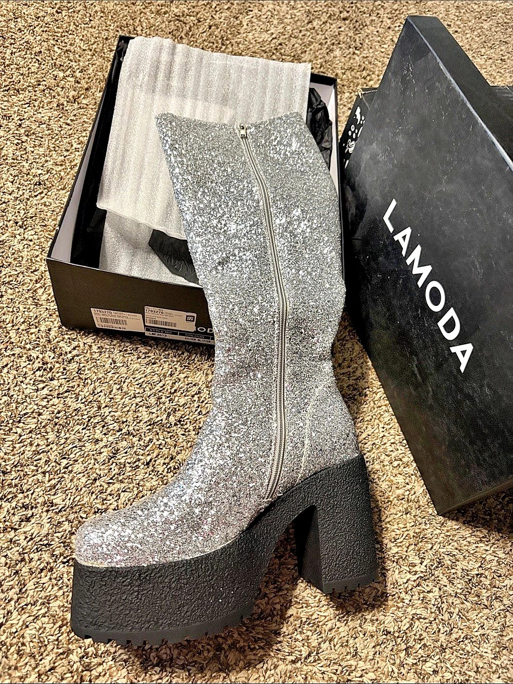 LAMODA Spotlight Silver Glitter Chunky Platform Boots. Size 9 nwt